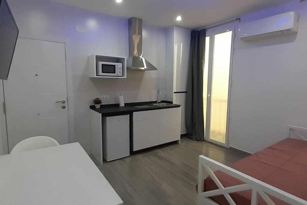 Comodo Apartamento Mayor Y Sol Madryt Zewnętrze zdjęcie